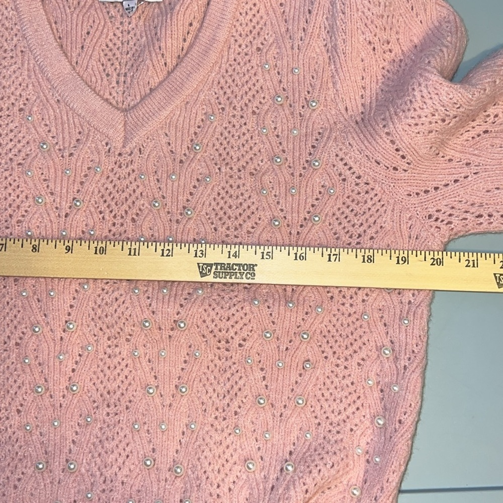 NWT Nanette Lepore Pink V-Neck Sweater Pearl Accents L - Picture 4 of 7